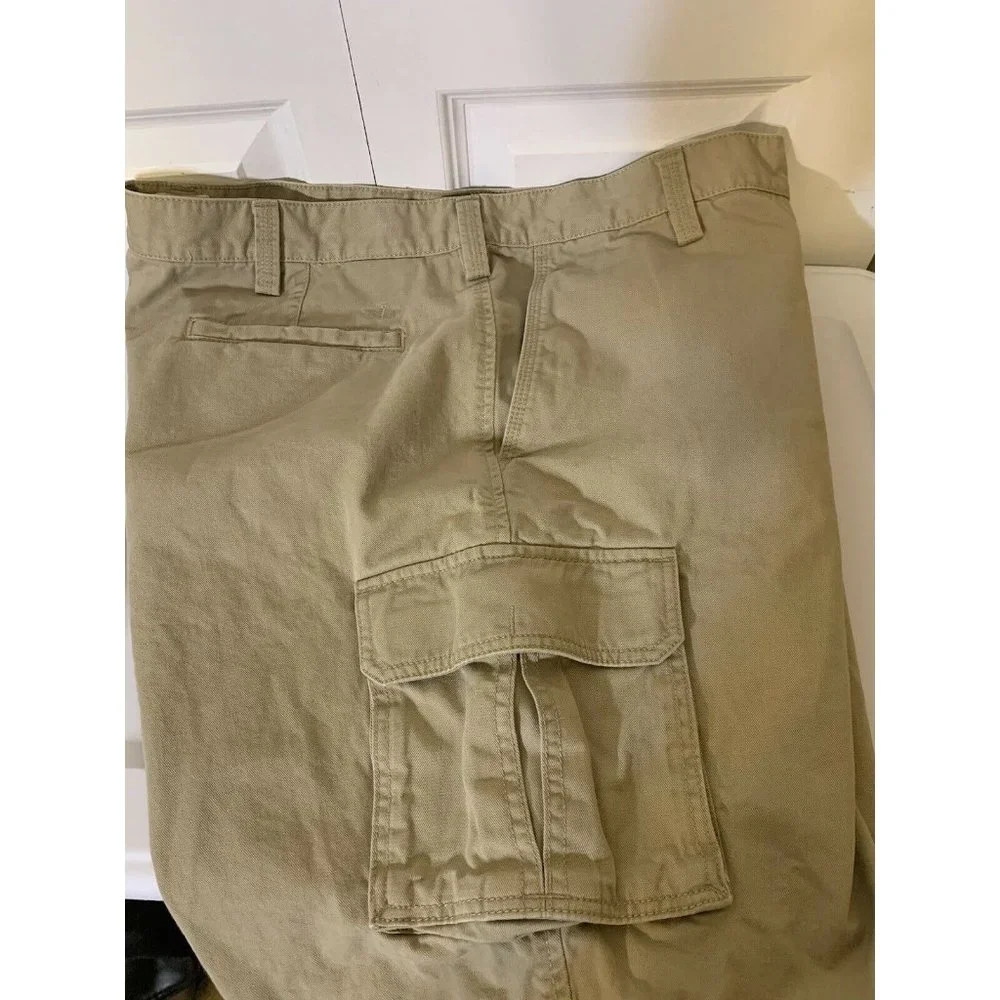 Dockers‎ Men’s Sz 44 tan Cargo Shorts Cotton Regular Fit Multiple Pockets